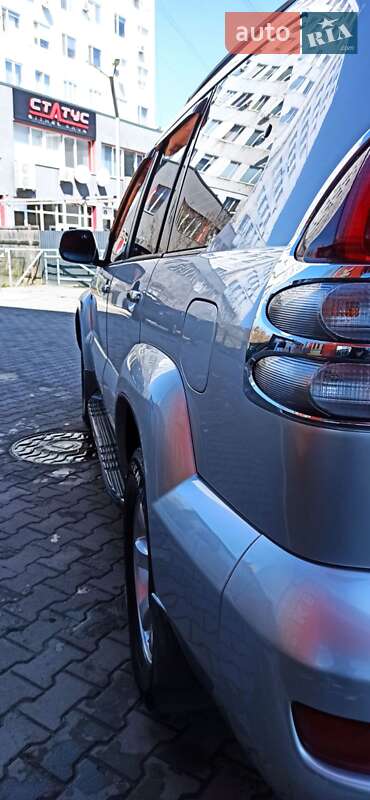 Внедорожник / Кроссовер Toyota Land Cruiser Prado 2005 в Черновцах