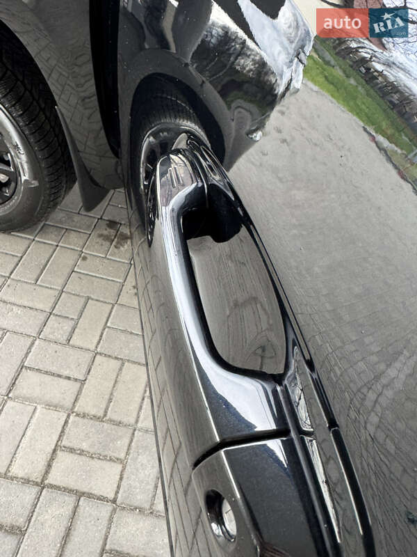 Позашляховик / Кросовер Toyota Land Cruiser Prado 2023 в Дніпрі