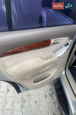 Внедорожник / Кроссовер Toyota Land Cruiser Prado 2005 в 