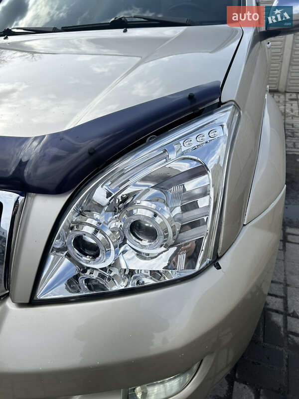 Внедорожник / Кроссовер Toyota Land Cruiser Prado 2006 в Ровно