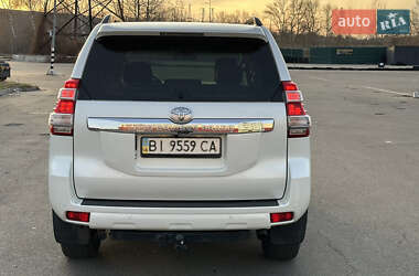 Позашляховик / Кросовер Toyota Land Cruiser Prado 2013 в 