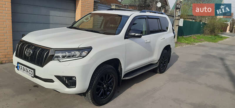 Позашляховик / Кросовер Toyota Land Cruiser Prado 2021 в Києві