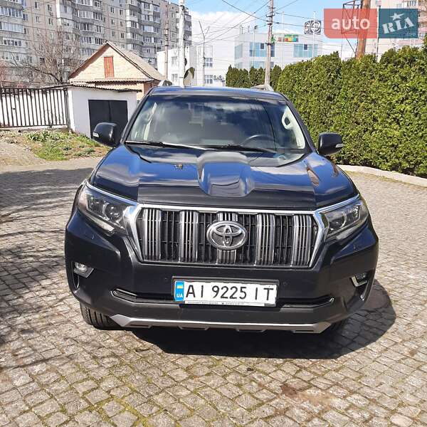 Toyota Land Cruiser Prado 2019