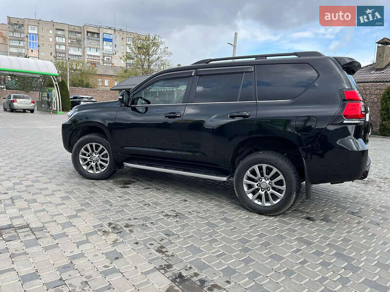 Внедорожник / Кроссовер Toyota Land Cruiser Prado 2018 в Кропивницком