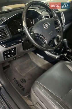 Позашляховик / Кросовер Toyota Land Cruiser Prado 2008 в 