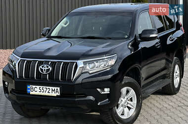 Внедорожник / Кроссовер Toyota Land Cruiser Prado 2019 в 