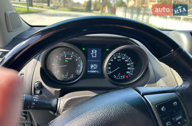 Внедорожник / Кроссовер Toyota Land Cruiser Prado 2010 в 