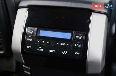 Внедорожник / Кроссовер Toyota Land Cruiser Prado 2023 в 