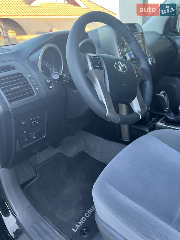 Внедорожник / Кроссовер Toyota Land Cruiser Prado 2013 в Луцке фото 7 Внедорожник / Кроссовер Toyota Land Cruiser Prado 2013 в Луцке