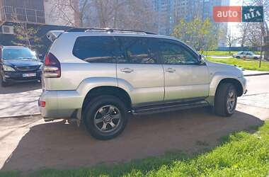 Внедорожник / Кроссовер Toyota Land Cruiser Prado 2005 в 