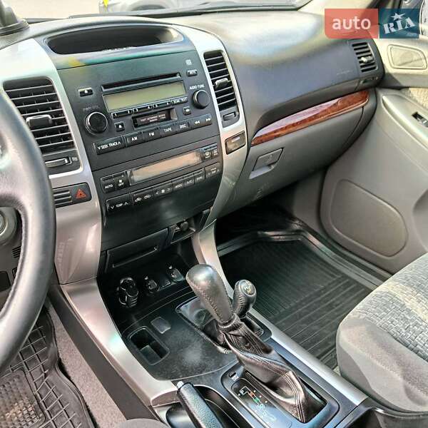 Позашляховик / Кросовер Toyota Land Cruiser Prado 2008 в Черкасах