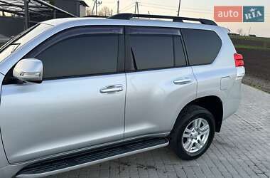 Внедорожник / Кроссовер Toyota Land Cruiser Prado 2010 в 
