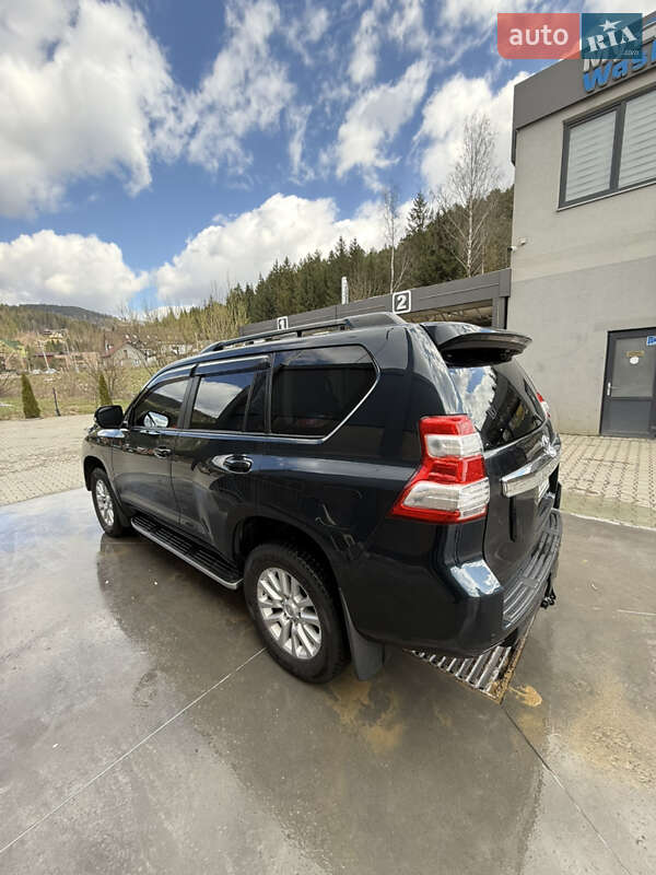 Внедорожник / Кроссовер Toyota Land Cruiser Prado 2013 в Ивано-Франковске