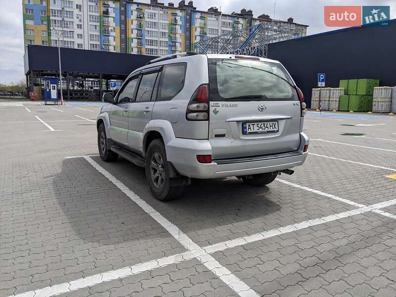 Внедорожник / Кроссовер Toyota Land Cruiser Prado 2004 в Ивано-Франковске