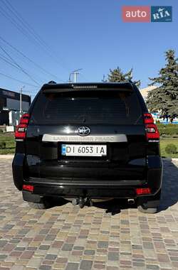Позашляховик / Кросовер Toyota Land Cruiser Prado 2019 в 