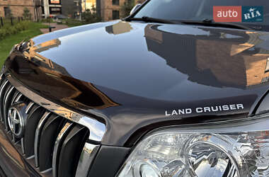 Внедорожник / Кроссовер Toyota Land Cruiser Prado 2014 в 