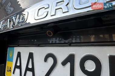 Внедорожник / Кроссовер Toyota Land Cruiser Prado 2014 в 