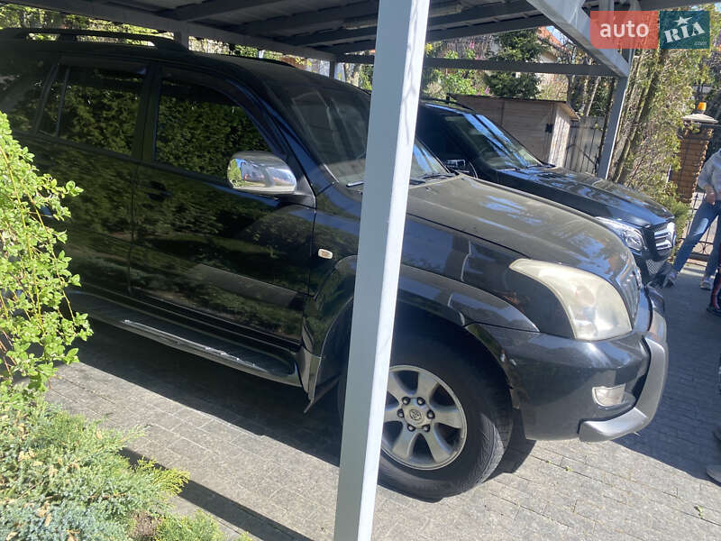 Внедорожник / Кроссовер Toyota Land Cruiser Prado 2005 в Киеве