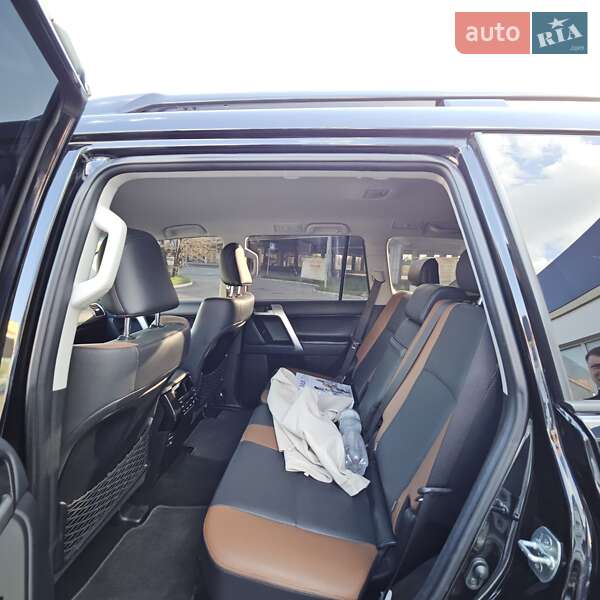 Внедорожник / Кроссовер Toyota Land Cruiser Prado 2023 в Киеве фото 12 Внедорожник / Кроссовер Toyota Land Cruiser Prado 2023 в Киеве