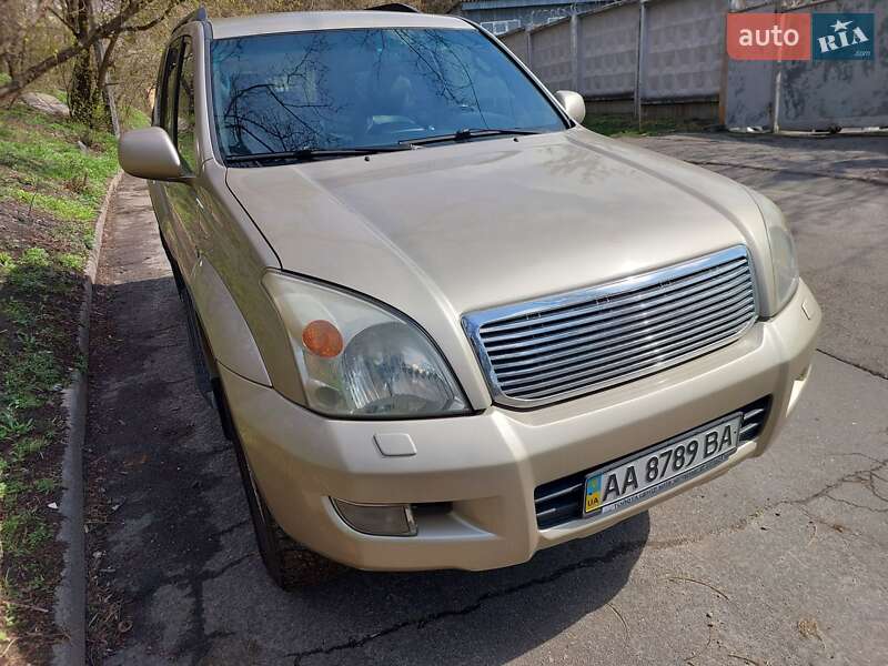 Toyota Land Cruiser Prado 2005