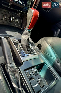 Внедорожник / Кроссовер Toyota Land Cruiser Prado 2014 в 