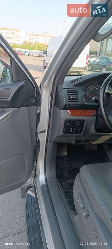 Позашляховик / Кросовер Toyota Land Cruiser Prado 2007 в Києві