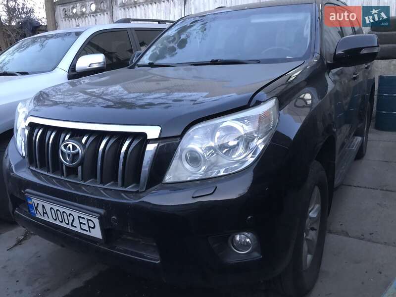 Внедорожник / Кроссовер Toyota Land Cruiser Prado 2013 в Киеве