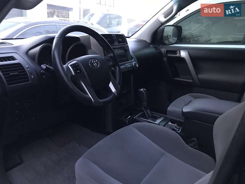 Внедорожник / Кроссовер Toyota Land Cruiser Prado 2013 в Киеве