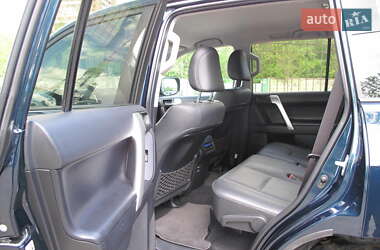 Внедорожник / Кроссовер Toyota Land Cruiser Prado 2018 в 