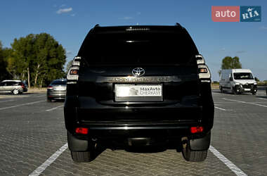 Внедорожник / Кроссовер Toyota Land Cruiser Prado 2021 в 