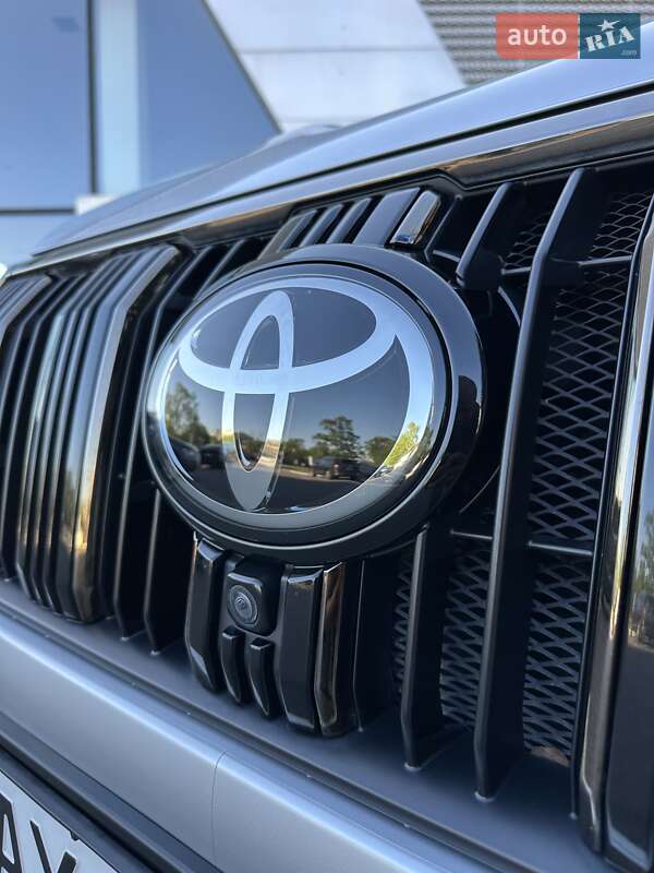 Внедорожник / Кроссовер Toyota Land Cruiser Prado 2020 в Киеве