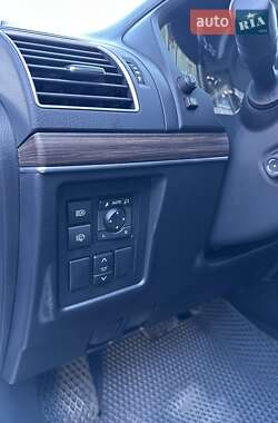 Внедорожник / Кроссовер Toyota Land Cruiser Prado 2020 в 