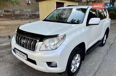 Позашляховик / Кросовер Toyota Land Cruiser Prado 2011 в 