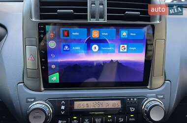 Позашляховик / Кросовер Toyota Land Cruiser Prado 2011 в 