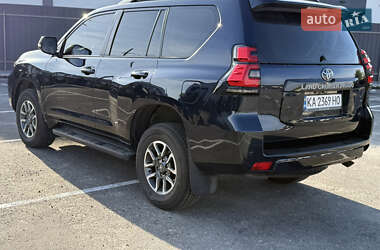Toyota Land Cruiser Prado 2021