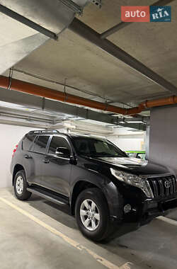 Внедорожник / Кроссовер Toyota Land Cruiser Prado 2017 в Львове