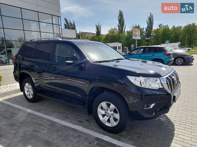 Внедорожник / Кроссовер Toyota Land Cruiser Prado 2022 в Черкассах