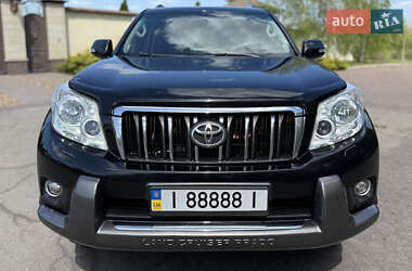 Внедорожник / Кроссовер Toyota Land Cruiser Prado 2011 в 