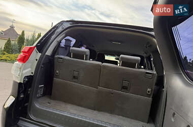 Внедорожник / Кроссовер Toyota Land Cruiser Prado 2011 в 