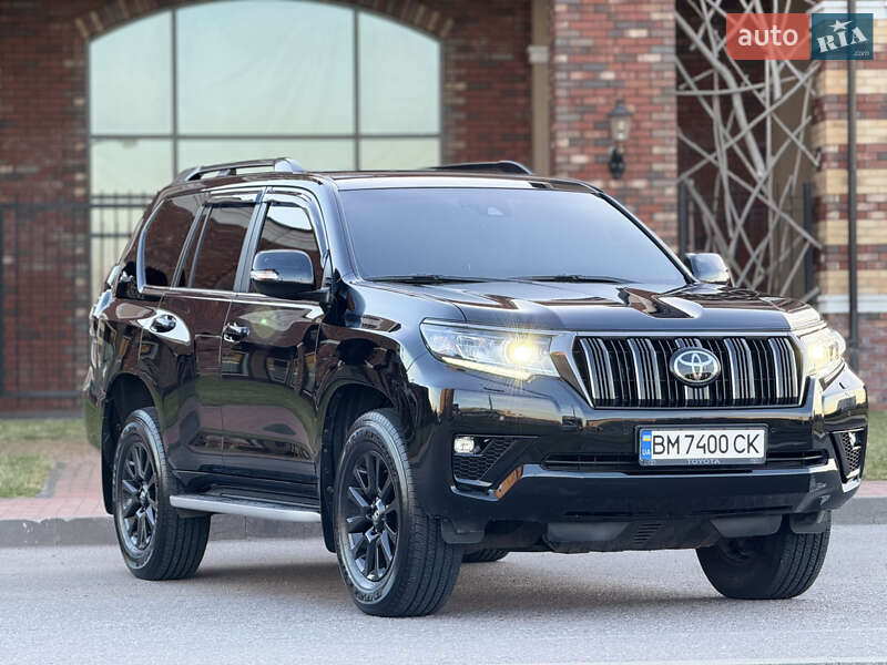 Позашляховик / Кросовер Toyota Land Cruiser Prado 2020 в 