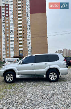 Позашляховик / Кросовер Toyota Land Cruiser Prado 2006 в 