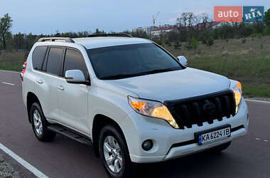 Внедорожник / Кроссовер Toyota Land Cruiser Prado 2013 в 