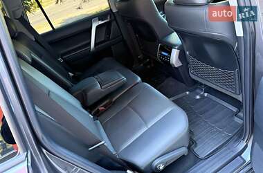 Позашляховик / Кросовер Toyota Land Cruiser Prado 2022 в 