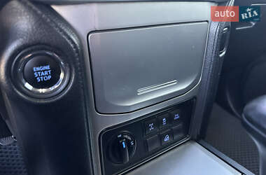 Внедорожник / Кроссовер Toyota Land Cruiser Prado 2019 в 