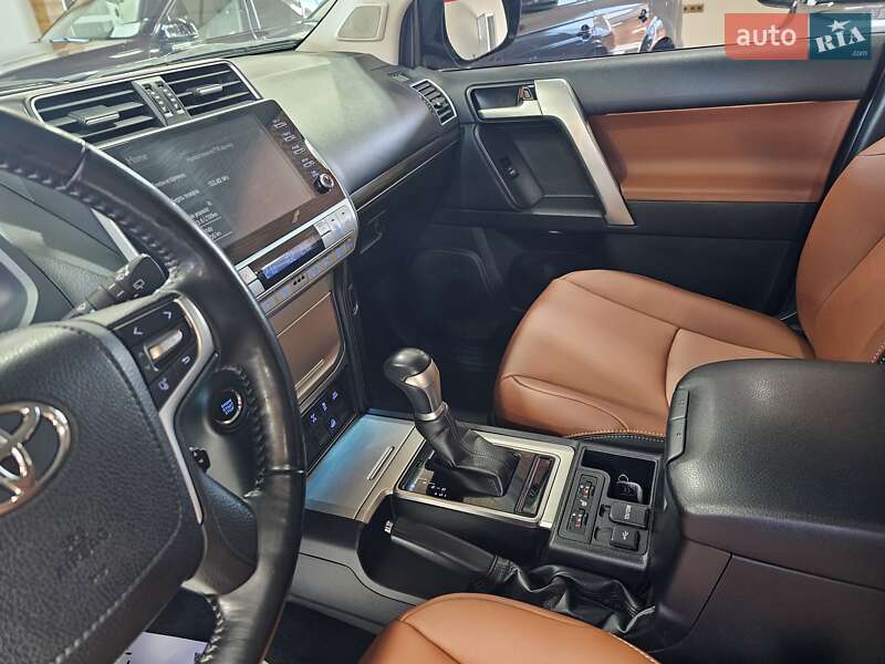 Внедорожник / Кроссовер Toyota Land Cruiser Prado 2021 в Коломые