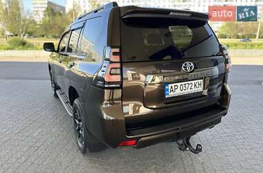 Внедорожник / Кроссовер Toyota Land Cruiser Prado 2021 в 