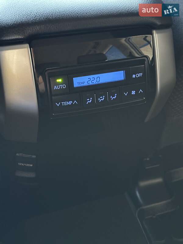 Позашляховик / Кросовер Toyota Land Cruiser Prado 2021 в Дніпрі