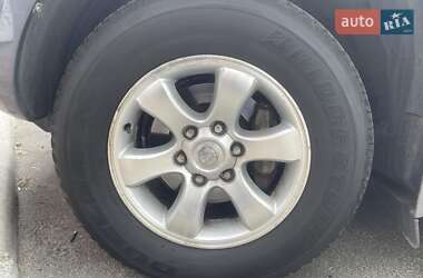 Внедорожник / Кроссовер Toyota Land Cruiser Prado 2005 в 