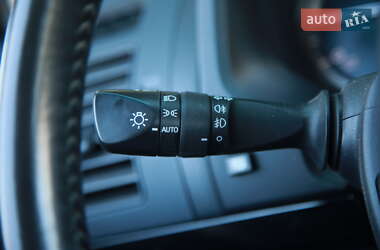 Позашляховик / Кросовер Toyota Land Cruiser Prado 2020 в 