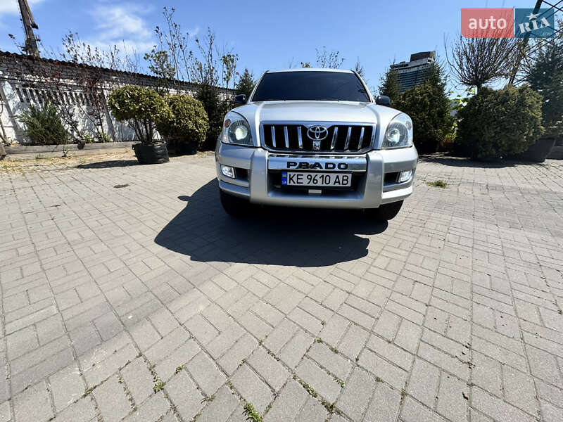 Позашляховик / Кросовер Toyota Land Cruiser Prado 2003 в Дніпрі